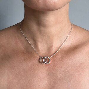 TIFFANY 1837 Interlocking Circles Pendant Necklace